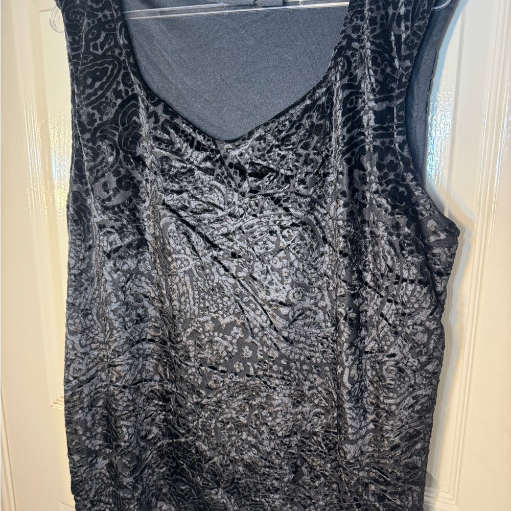 Elegant Black Textured Tank Top